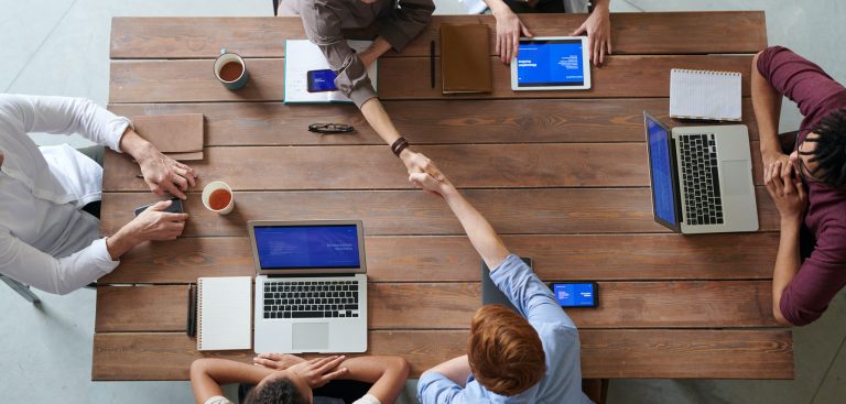 equipo celonis trabajando